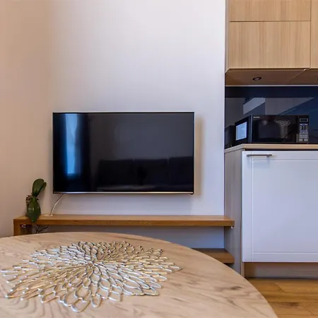 Modern Duplex 15 アパート